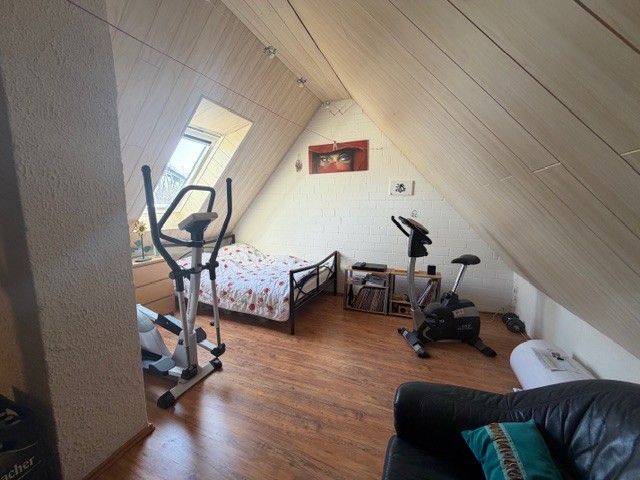 Dachgeschoss Reihenmittelhaus Osterr�nfeld