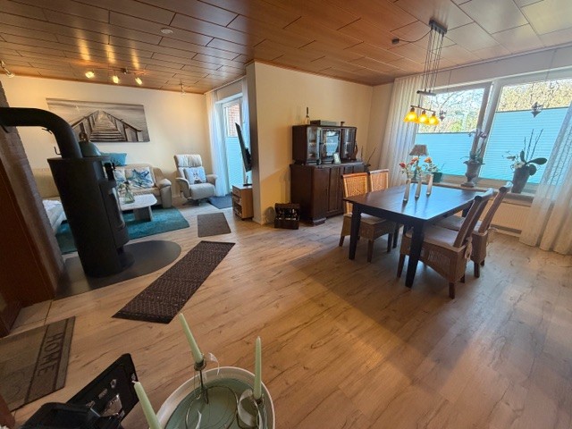 Wohn- und Essbereich Reihenmittelhaus Osterr�nfeld