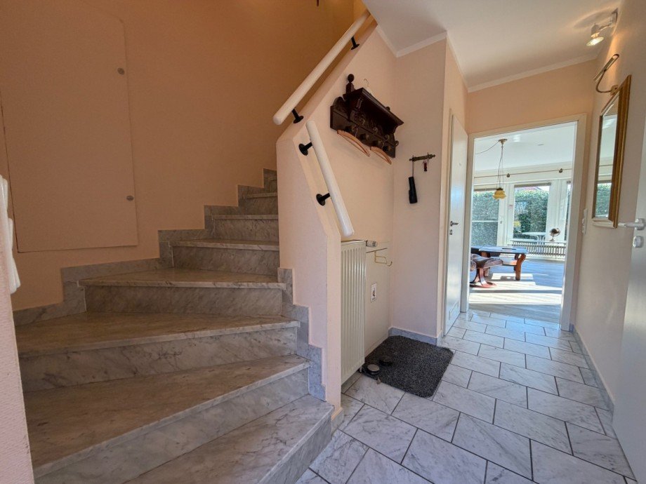 Flur Doppelhaush�lfte B�sum