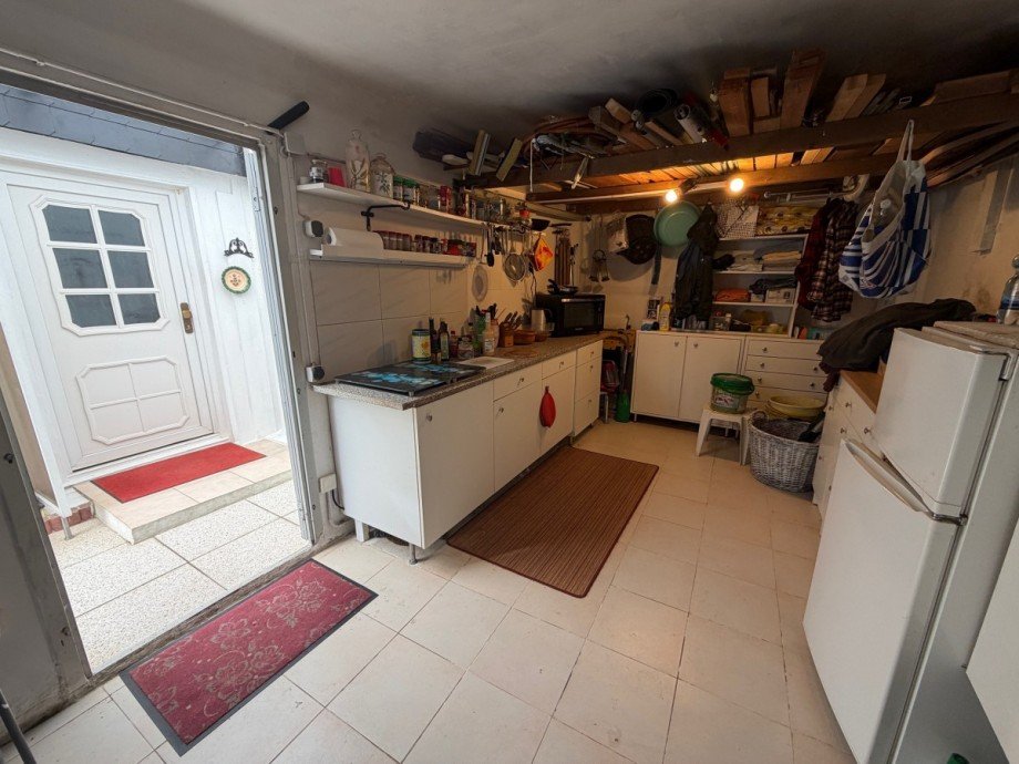 Werkstatt mit Outdoork�che Einfamilienhaus Warwerort